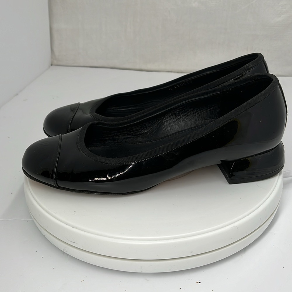 Authentic Chanel flats stitched CC logos on heel Size 36.5 SEND ME AN OFFER! - Picture 7 of 11